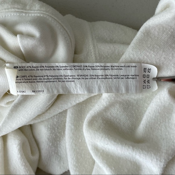 WILDFOX BELIEVE IN MIRACLES BAGGY BEACH JUMPER PULLOVER SWEATSHIRT WHITE CREAM S - Picture 7 of 8